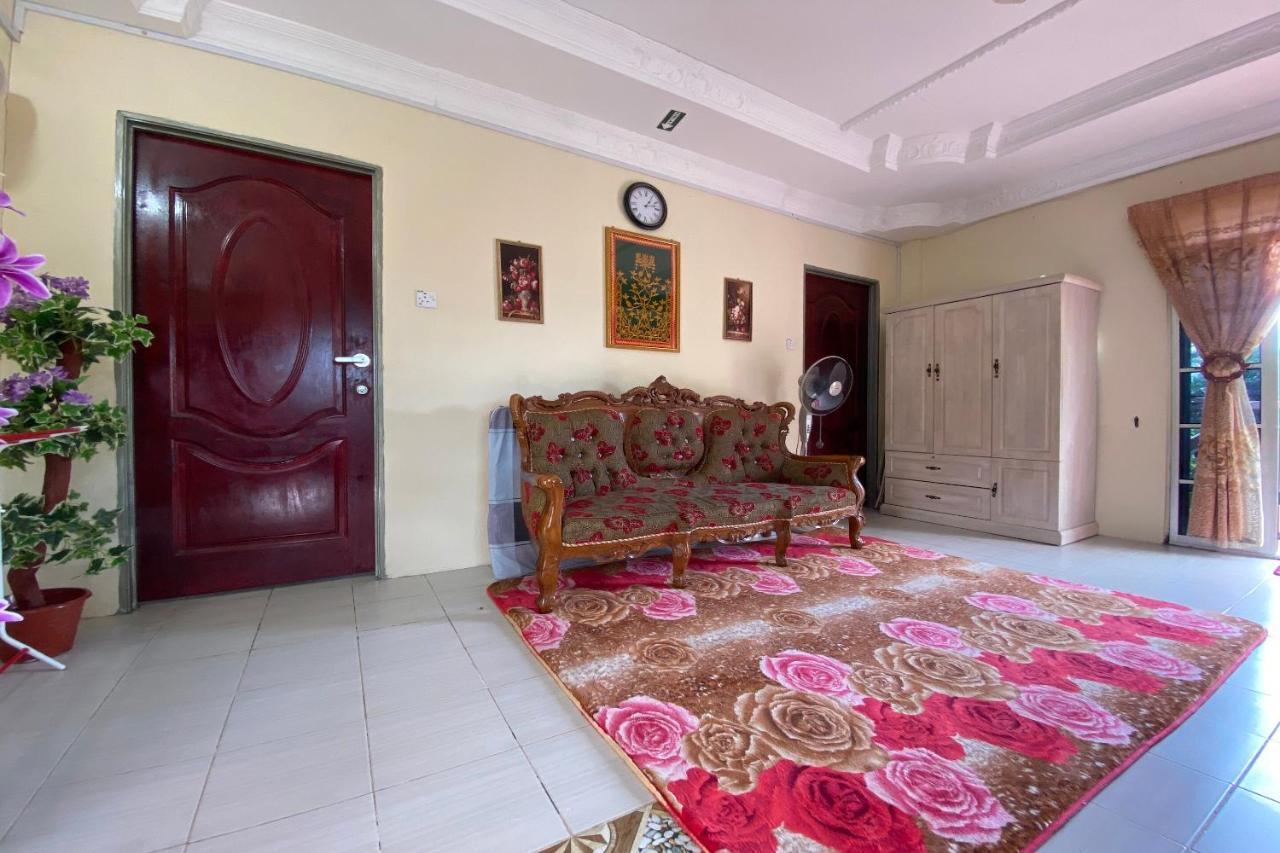 Oyo Home 90331 D'Jj Homestay Kota Belud ภายนอก รูปภาพ