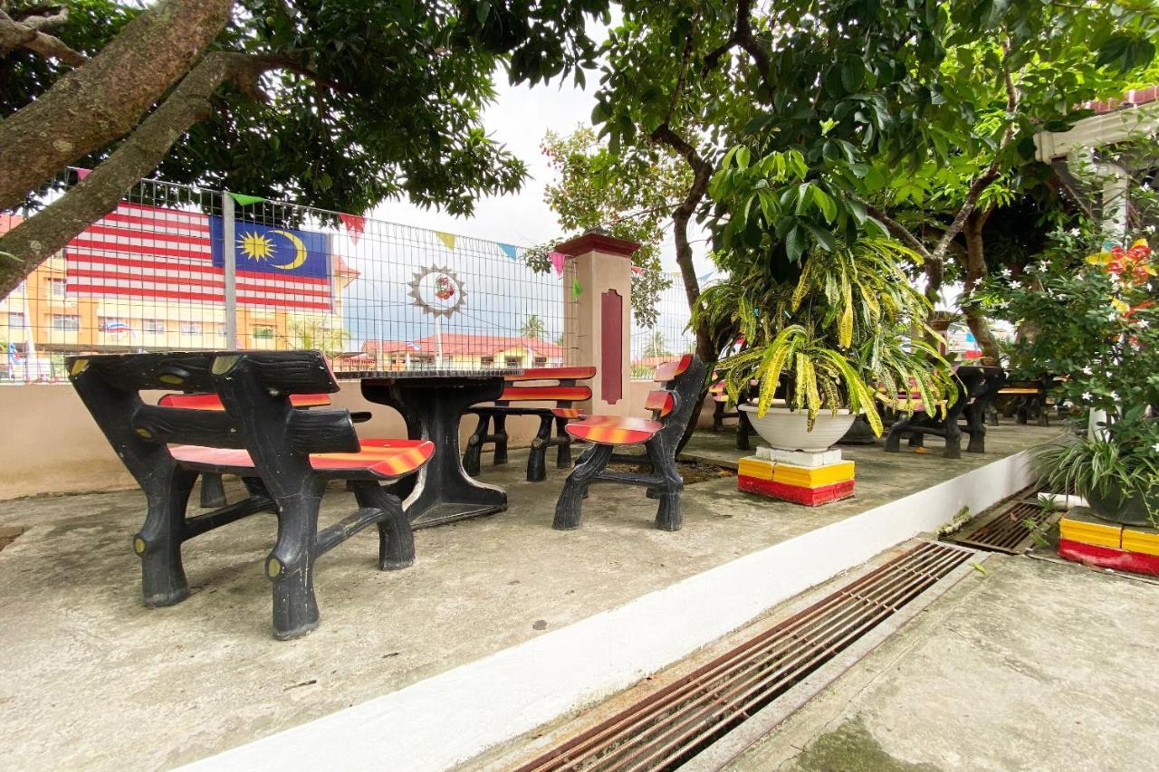 Oyo Home 90331 D'Jj Homestay Kota Belud ภายนอก รูปภาพ